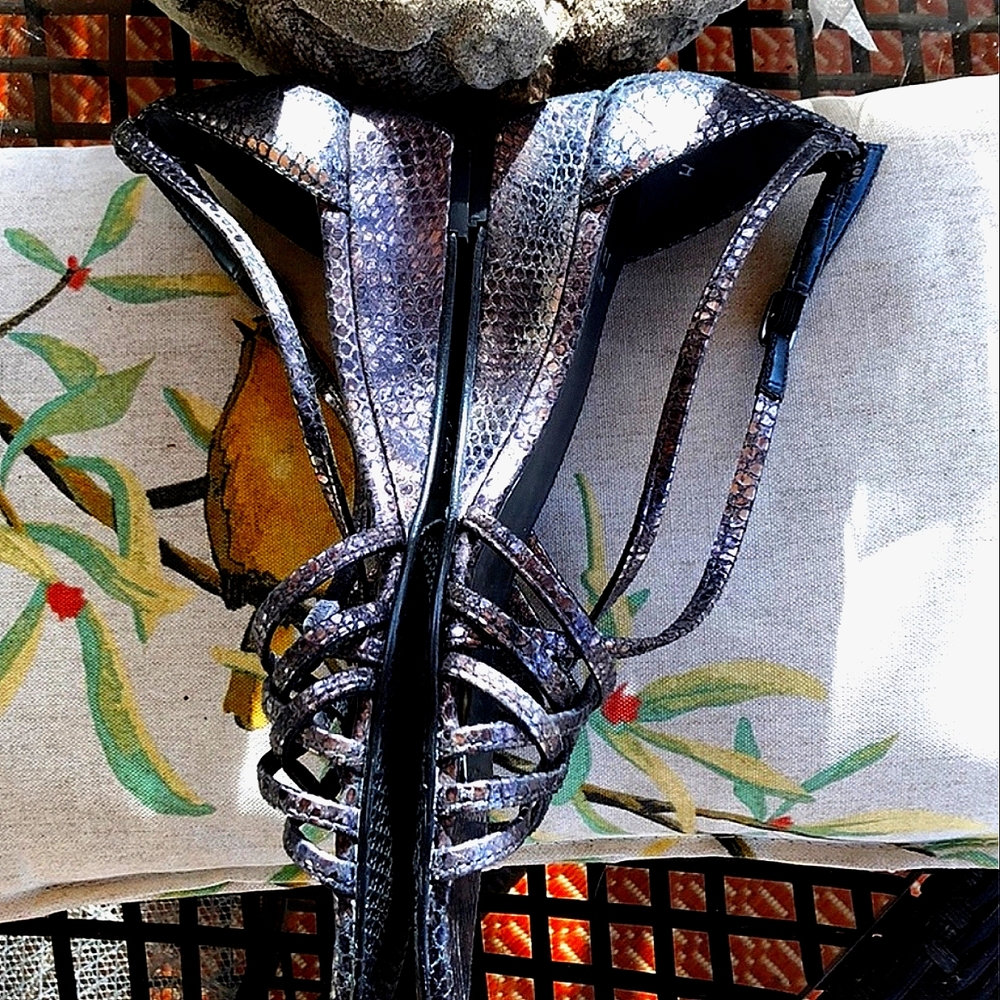 Stuart Weitzman Gray Metalic Snakeskin Sandals - Picture 5 of 7